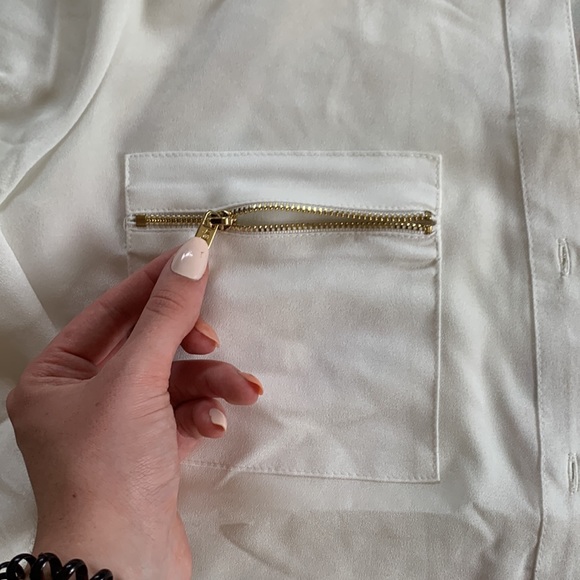 Calvin Klein white button up - Picture 4 of 5